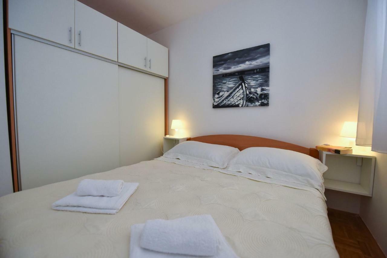 Vicy Apartment โนวาลยา ภายนอก รูปภาพ